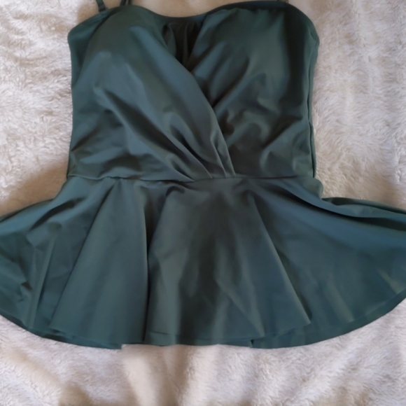 Small Green Nicole Miller Studio Bathing Suit - Picture 8 of 11